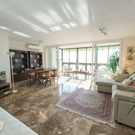 Deluxe Playa Apartment